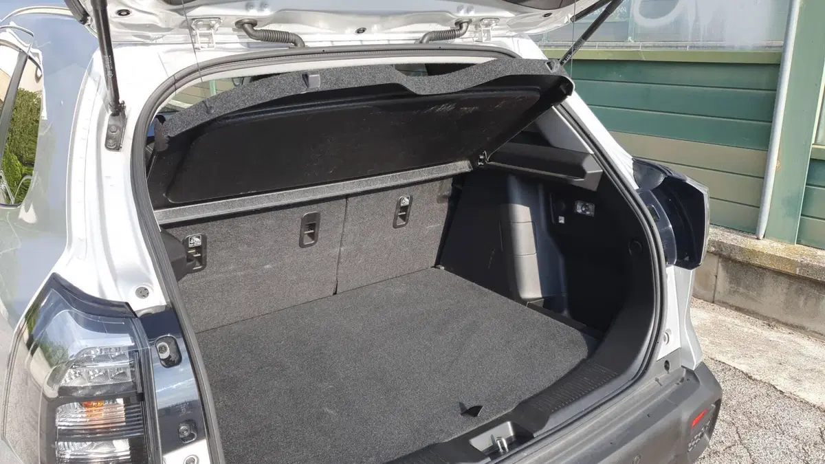 Suzuki S-Cross usata a Terni (8)