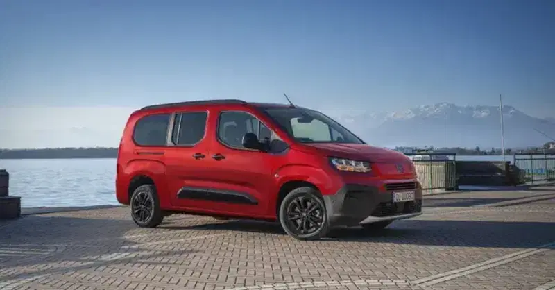 Nuova Fiat Qubo L: Dimensioni, motori e prezzi aggiornati