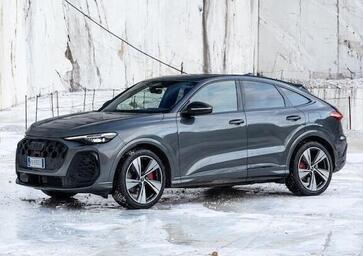 Audi Q5 Sportback e-hybrid: 367 CV e tanta tecnologia, ma consumi da valutare [VIDEO]