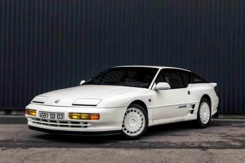 Alpine A610 in edizione speciale Albertville 92
