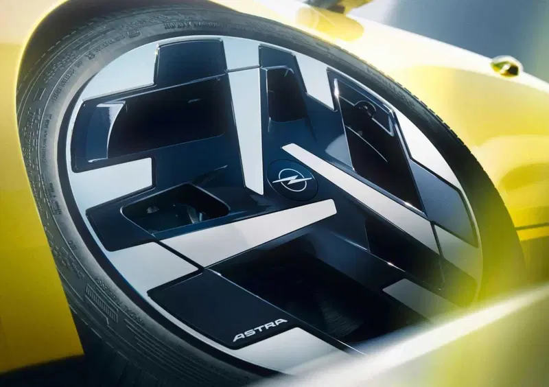 Opel Astra Station Wagon (2022-->>) (5)