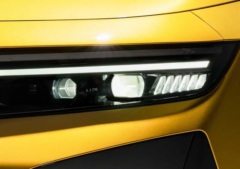Opel Astra Station Wagon (2022-->>) (8)