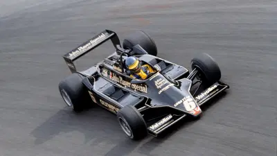 F1. &ldquo;Siamo troppo forti, fate il pieno e montate gomme di legno altrimenti ci squalificano&rdquo;. Quando le Formula 1 misero le ali - Parte II: la Lotus 79 e la Brabham con la ventola