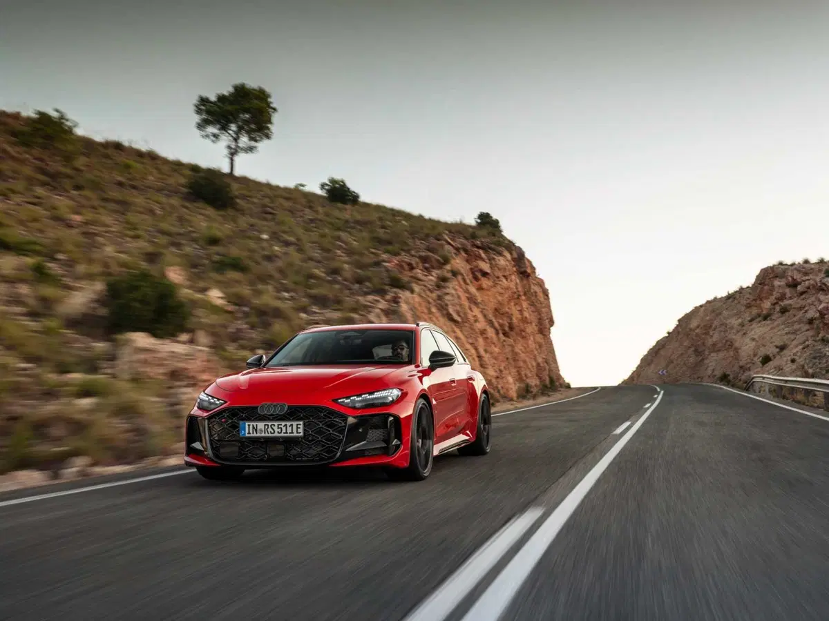 Audi RS5: prestazioni al limite con il V6, ma la sfida con BMW non è sui cavalli...ma sul peso (3)