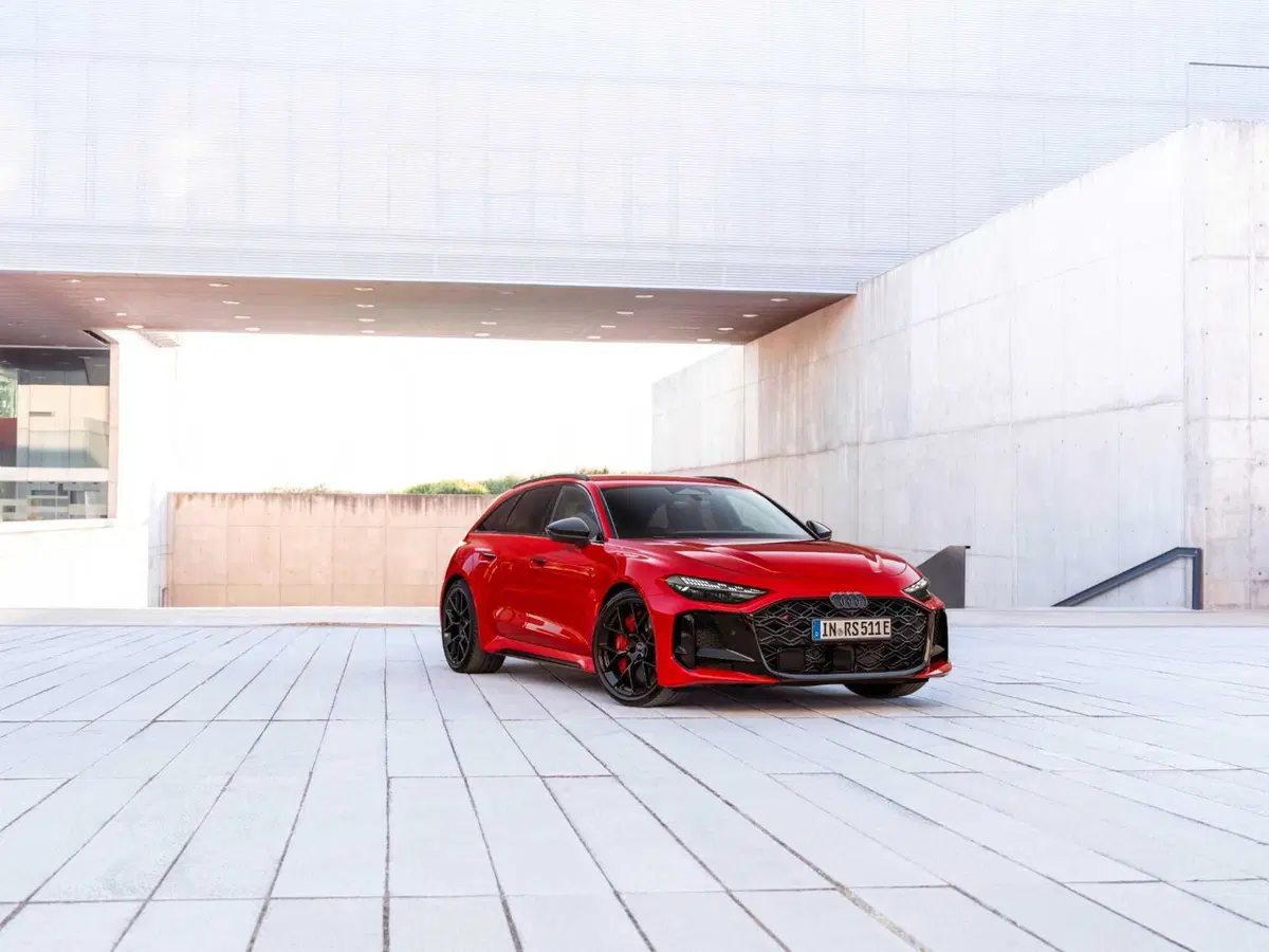 Audi RS5: prestazioni al limite con il V6, ma la sfida con BMW non è sui cavalli...ma sul peso (8)