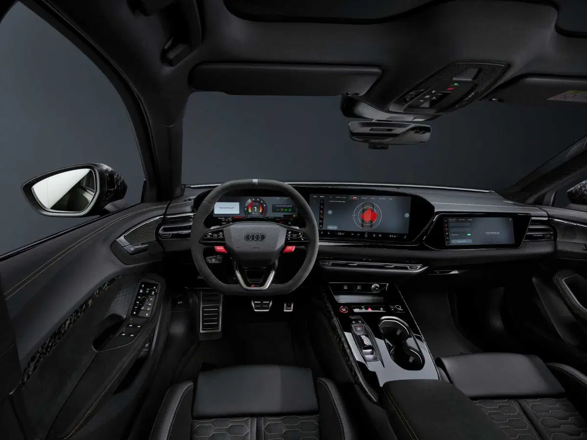 Audi RS5: prestazioni al limite con il V6, ma la sfida con BMW non è sui cavalli...ma sul peso (9)