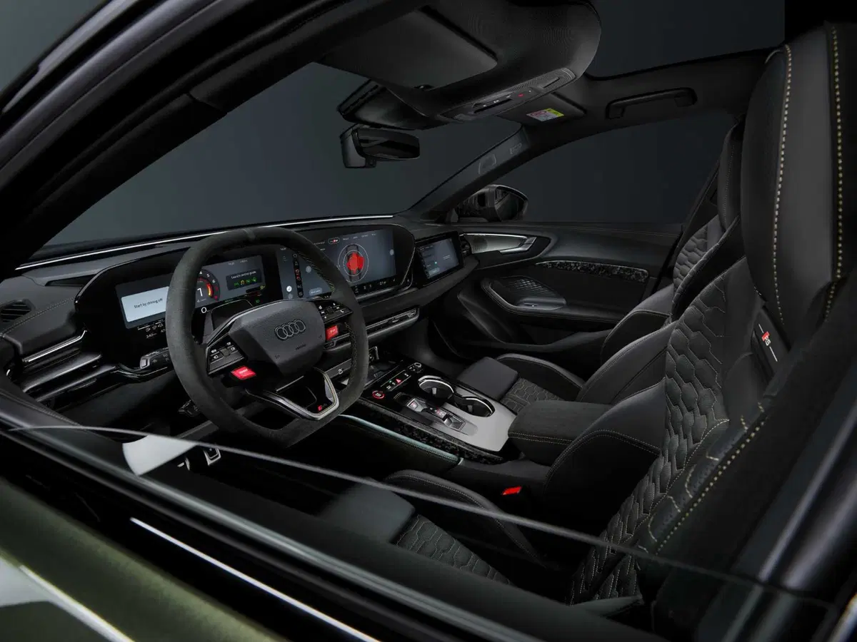 Audi RS5: prestazioni al limite con il V6, ma la sfida con BMW non è sui cavalli...ma sul peso (10)