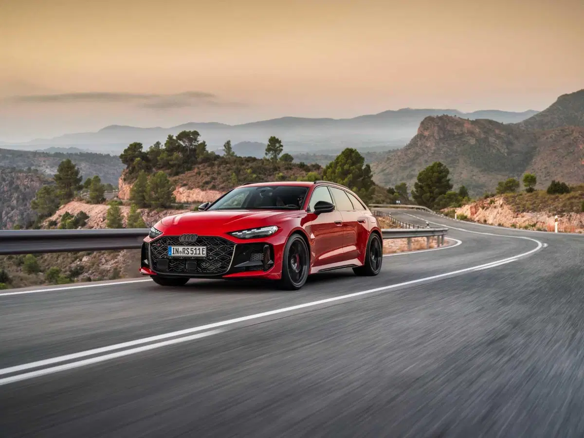 Audi RS5 2026: prestazioni al limite con il V6, ma la sfida con BMW non &egrave; sui cavalli...bens&igrave; sul peso