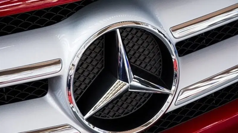 Dazi e vendite di auto in calo in Cina: perch&eacute; la crisi di Mercedes non si ferma