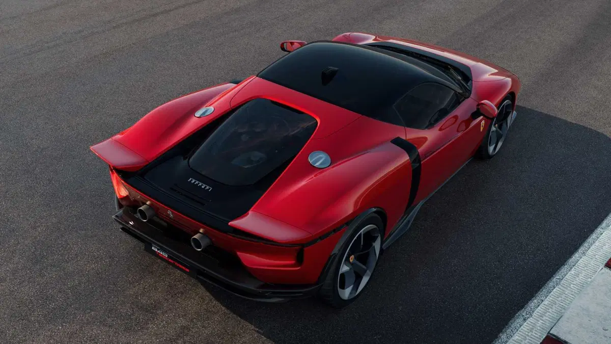 Ferrari 849 Testarossa: la supersportiva plug-in da 1.050 CV (8)