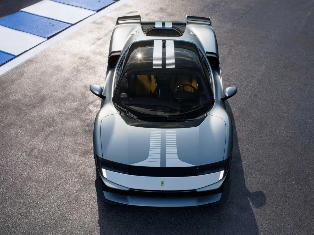 Ferrari 849 Testarossa: la supersportiva plug-in da 1.050 CV (15)