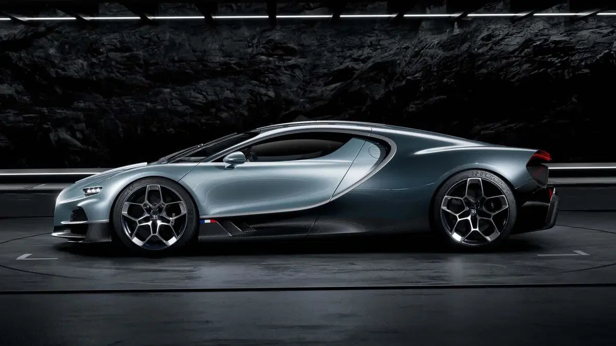 Bugatti Tourbillon, lunga vita al sedici cilindri (anche con l'ibrido) (6)