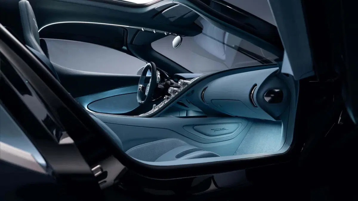 Bugatti Tourbillon, lunga vita al sedici cilindri (anche con l'ibrido) (7)