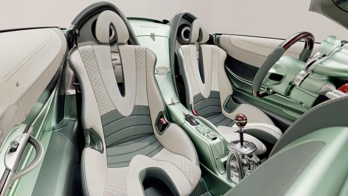 Pagani Huayra Codalunga Speedster: un omaggio alle auto da corsa Ann 50' e 60' (11)