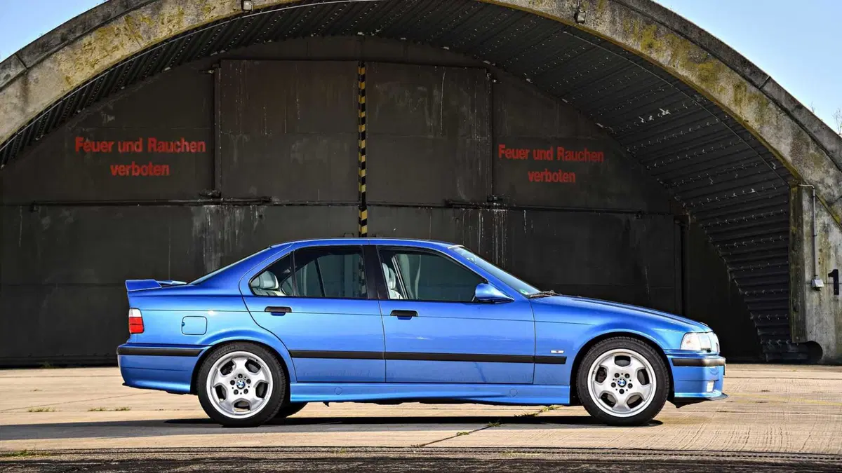 BMW Serie 3 M3 cat 4 porte Europa (3)