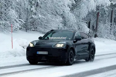 Porsche Cayenne Coupe Turbo GT Electric 2027: il super‑SUV elettrico con soluzioni da 911 GT3 RS avvistato in test