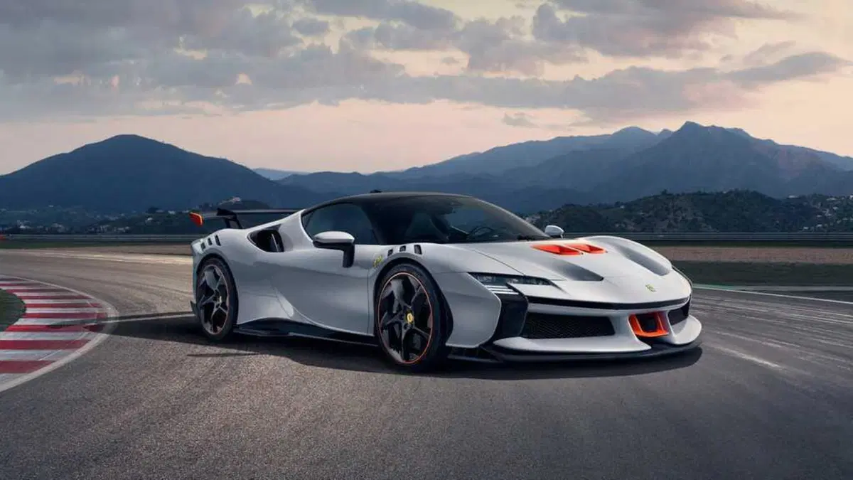 Ferrari SF90 XX Stradale: 1030 CV e l'ho guidata a Fiorano (4)