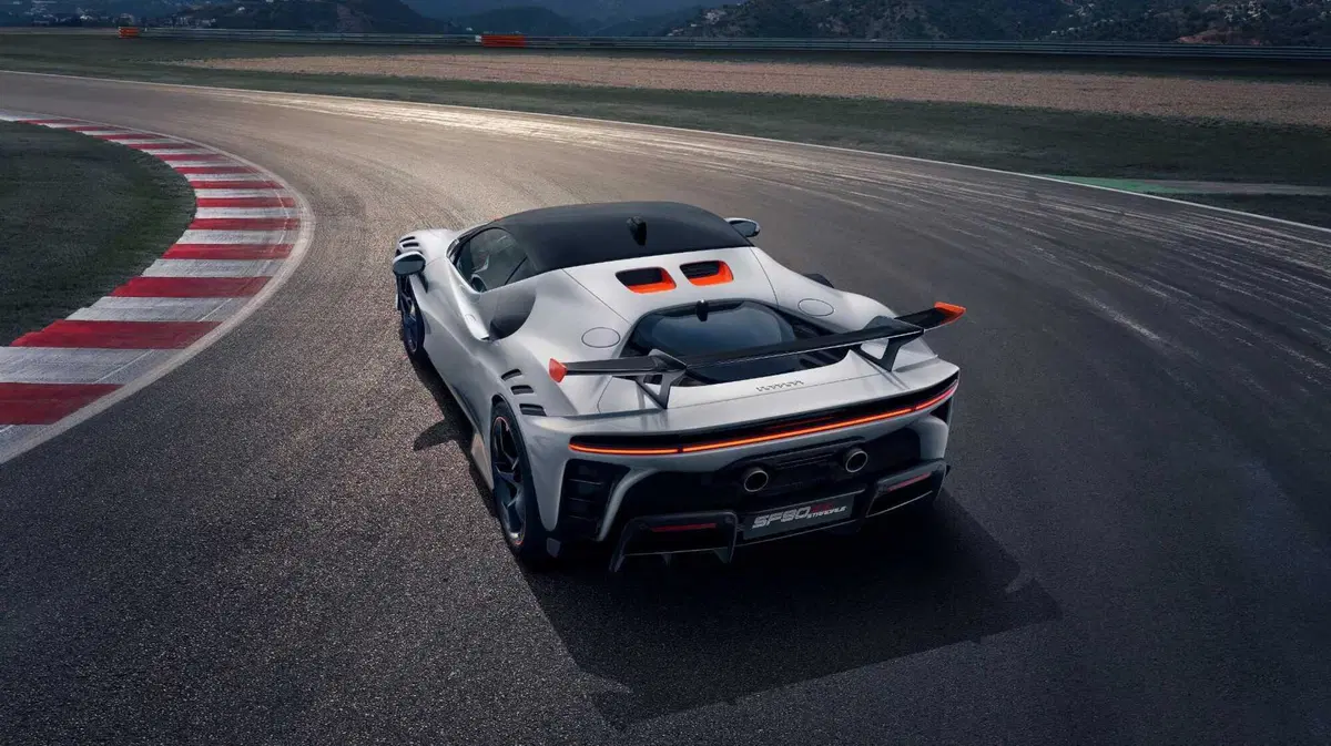 Ferrari SF90 XX Stradale: 1030 CV e l'ho guidata a Fiorano (6)