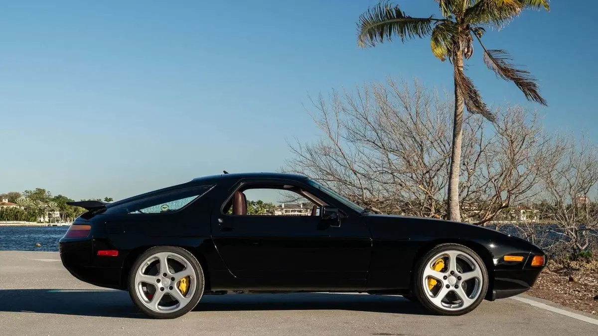 Rarissima RUF Porsche 928R: l’unico esemplare al mondo appartenuto al presidente di Samsung va all’asta (2)