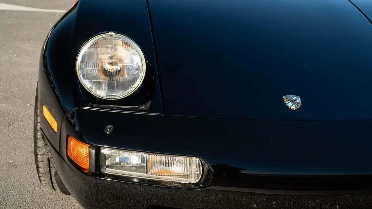 Rarissima RUF Porsche 928R: l’unico esemplare al mondo appartenuto al presidente di Samsung va all’asta (10)