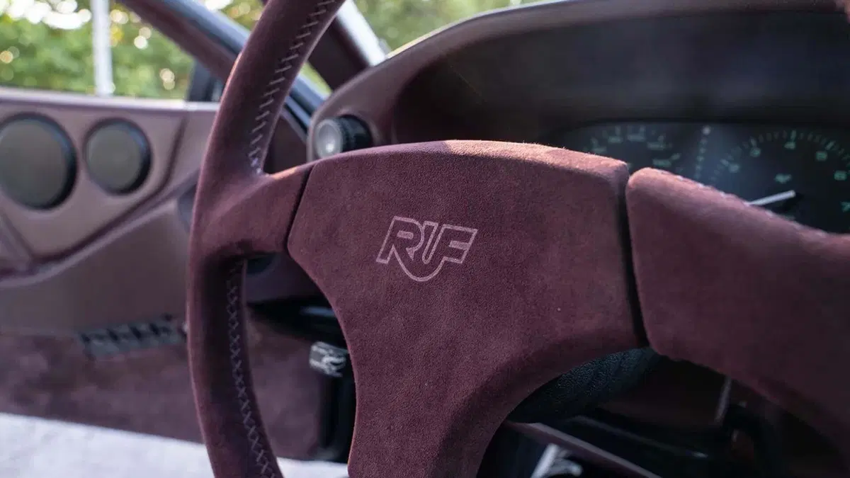 Rarissima RUF Porsche 928R: l’unico esemplare al mondo appartenuto al presidente di Samsung va all’asta (16)
