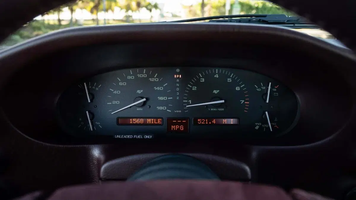 Rarissima RUF Porsche 928R: l’unico esemplare al mondo appartenuto al presidente di Samsung va all’asta (17)