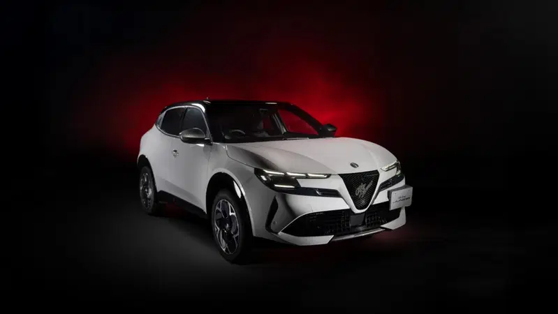 Alfa Romeo Junior Edizione Bianco