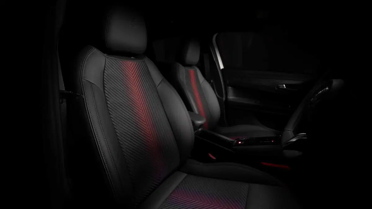 Alfa Romeo reintroduce uno dei suoi segni distintivi, ma è solo per un’edizione speciale (7)