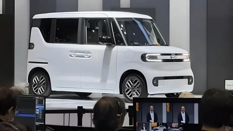 Hai l'auto bianca? L'assicurazione &egrave; pi&ugrave; bassa. Cos&igrave; l'Ia rivoluziona i servizi automobilistici in Cina