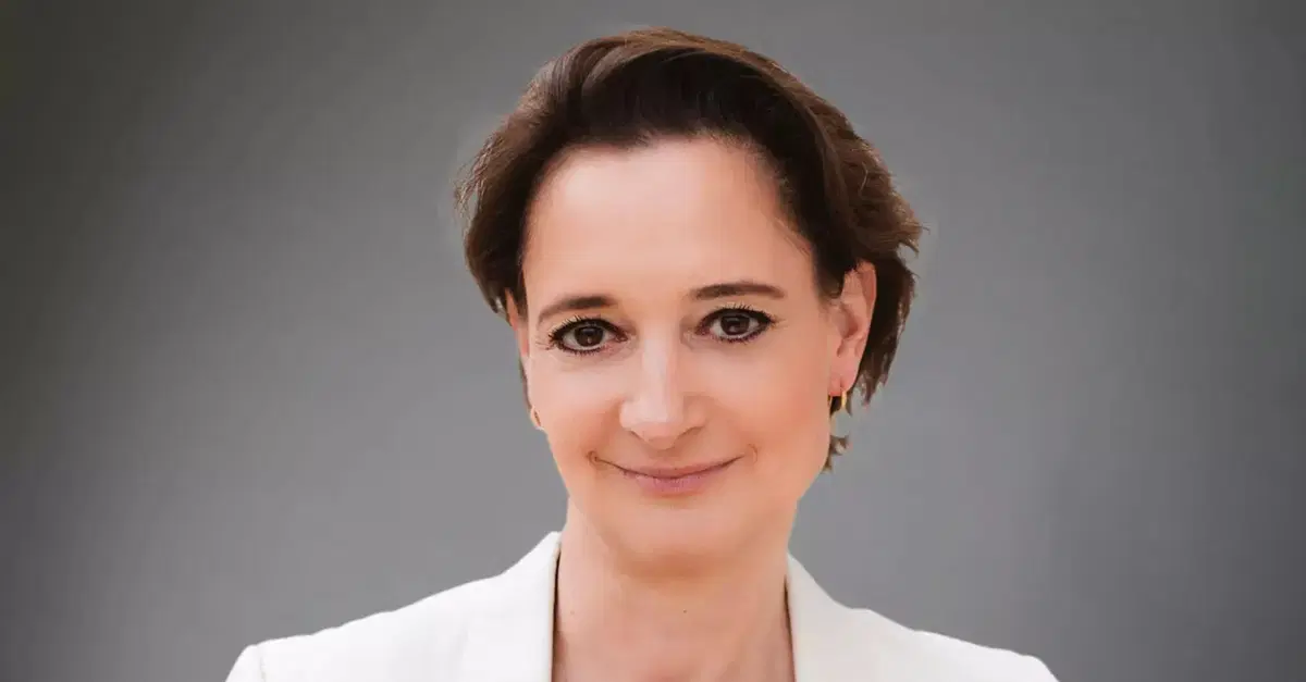 &ldquo;Auto sempre pi&ugrave; care&rdquo;: l&rsquo;accusa a Bruxelles riapre il dibattito, ma &egrave; davvero solo colpa dell&rsquo;Ue?