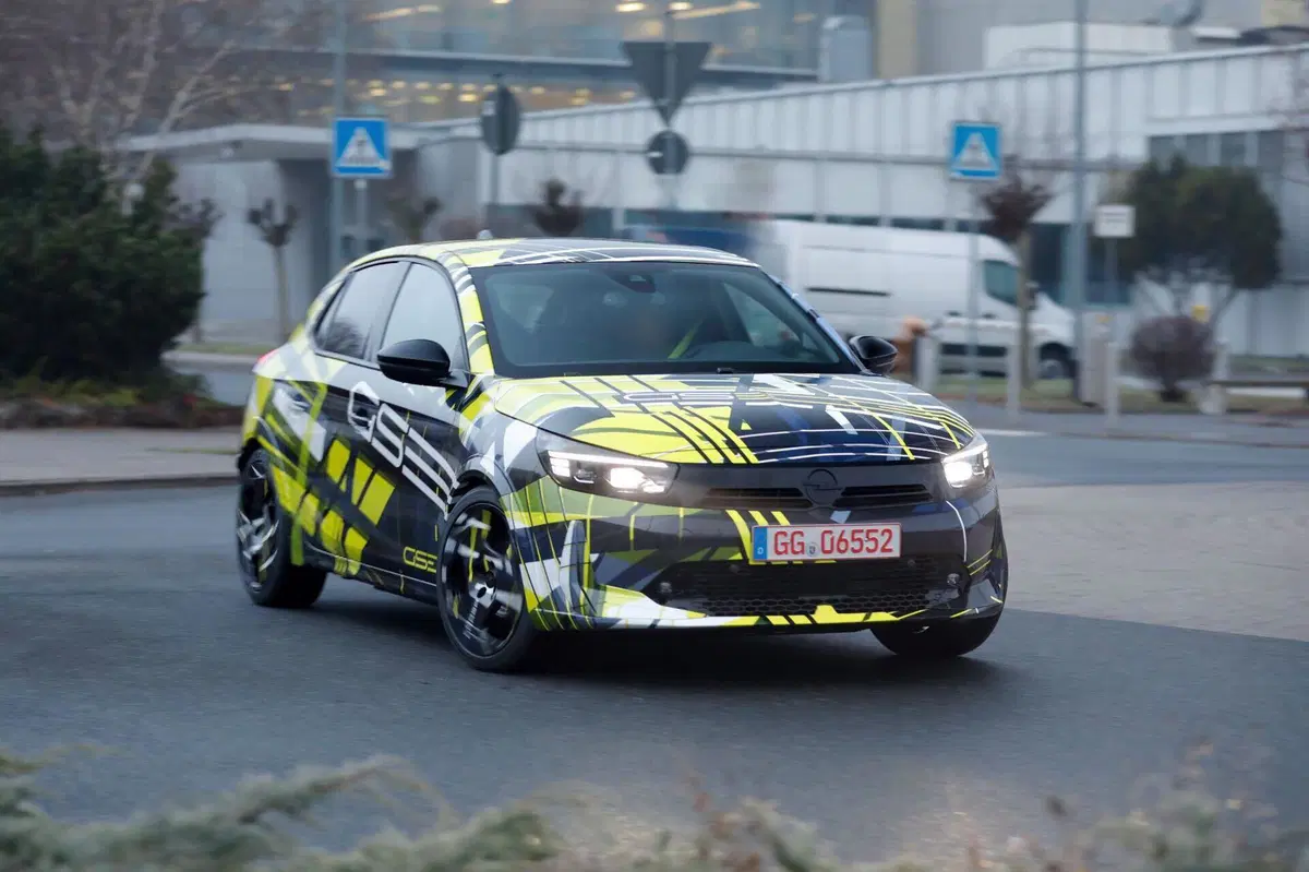 Addio OPC: la nuova Opel Corsa GSE diventa elettrica e promette 281 CV
