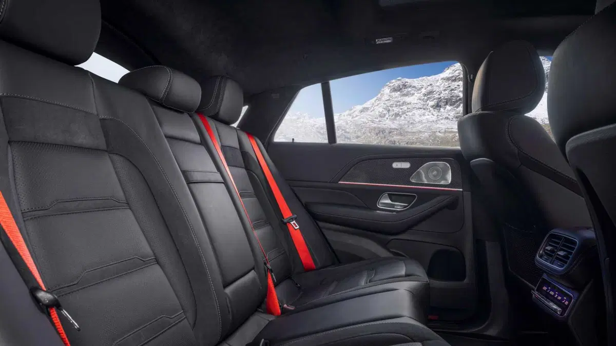 Mercedes-Benz GLE Coupé AMG 53 AMG Line Premium AMG Manufaktur Edition argento artico 4matic+ auto (11)