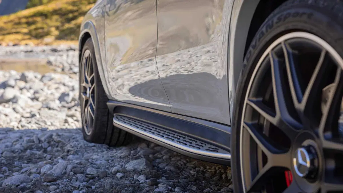 Mercedes-Benz GLE Coupé AMG 53 AMG Line Premium AMG Manufaktur Edition argento artico 4matic+ auto (17)