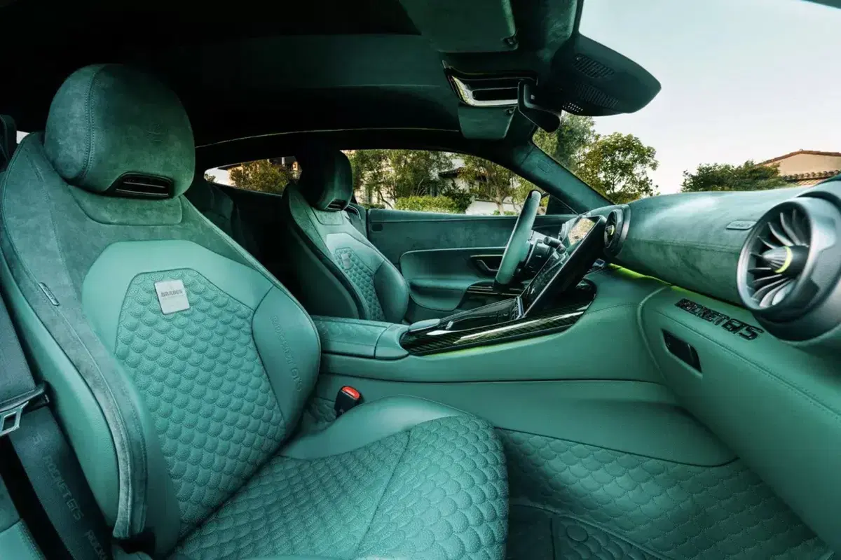 Brabus Rocket GTS Shooting Brake: 1.000 CV e  quasi 1,4 milioni di dollari per l’hyper GT più estrema di sempre (5)