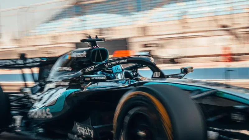 F1 2026, George Russell: &ldquo;Red Bull? Troppo lenta nei test&rdquo;. Il sospetto dopo il Bahrain