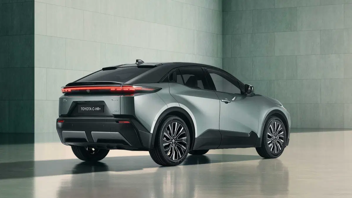 Toyota Toyota C-HR+ 77,0 kWh Premium awd-i (4)