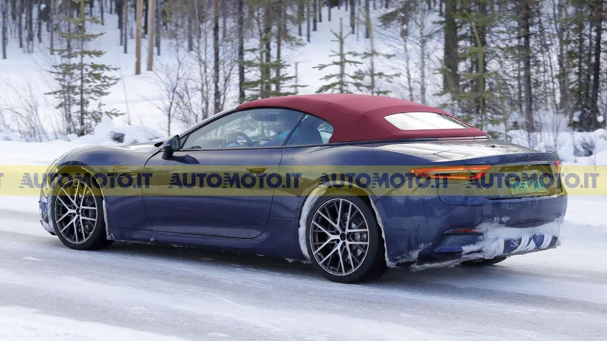 Maserati GranTurismo e GranCabrio, prototipi avvistati: le foto spia esclusive, ecco tutto quello che sappiamo (6)