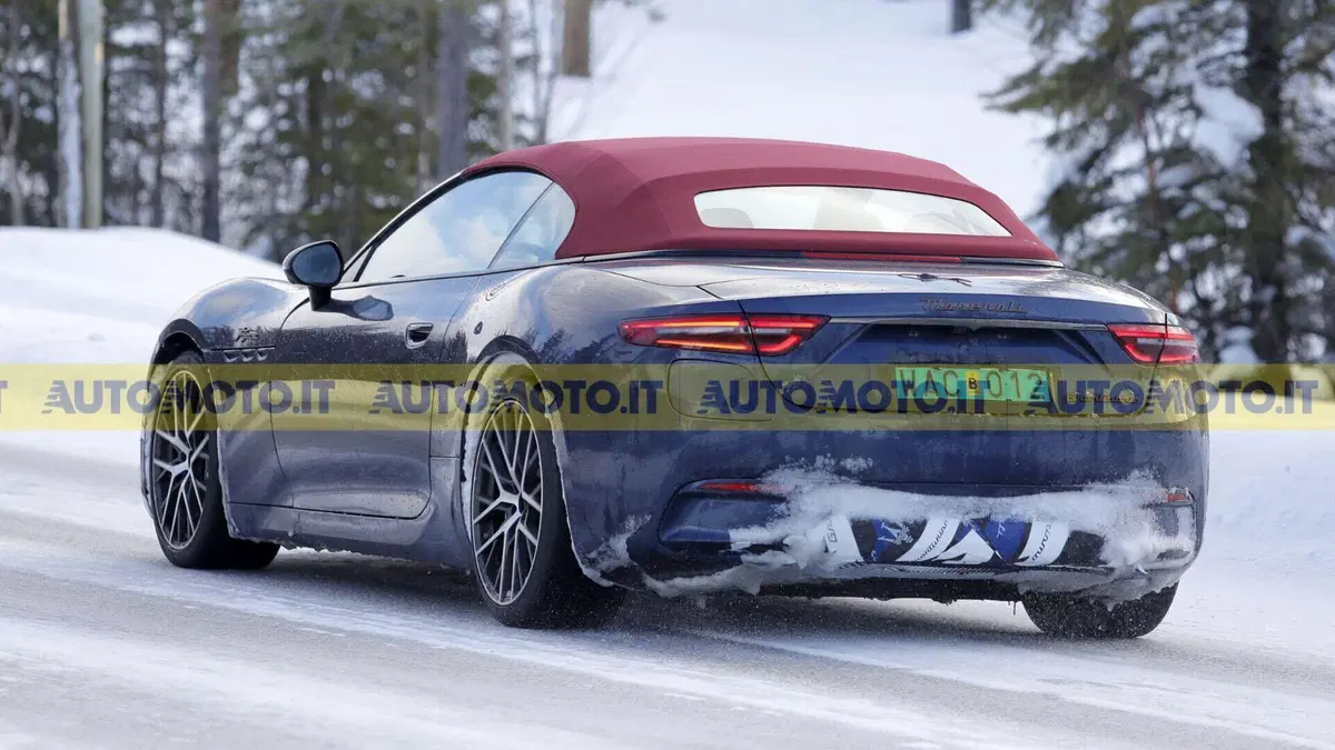 Maserati GranTurismo e GranCabrio, prototipi avvistati: le foto spia esclusive, ecco tutto quello che sappiamo (8)