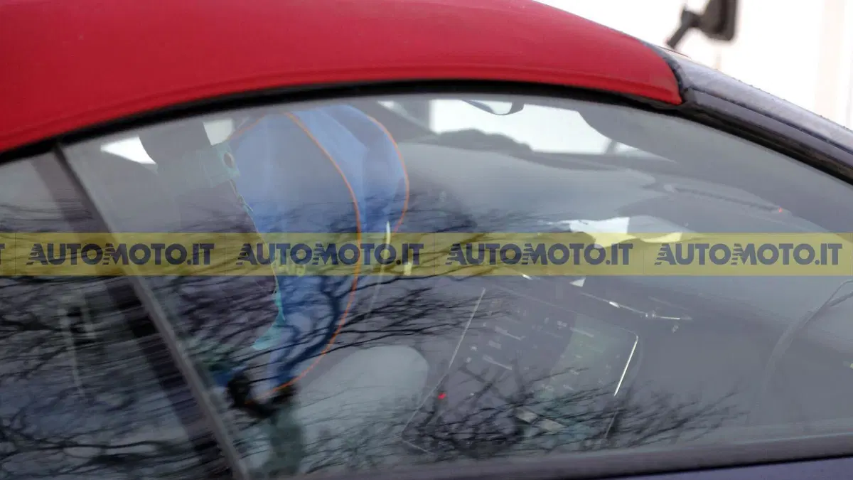 Maserati GranTurismo e GranCabrio, prototipi avvistati: le foto spia esclusive, ecco tutto quello che sappiamo (17)