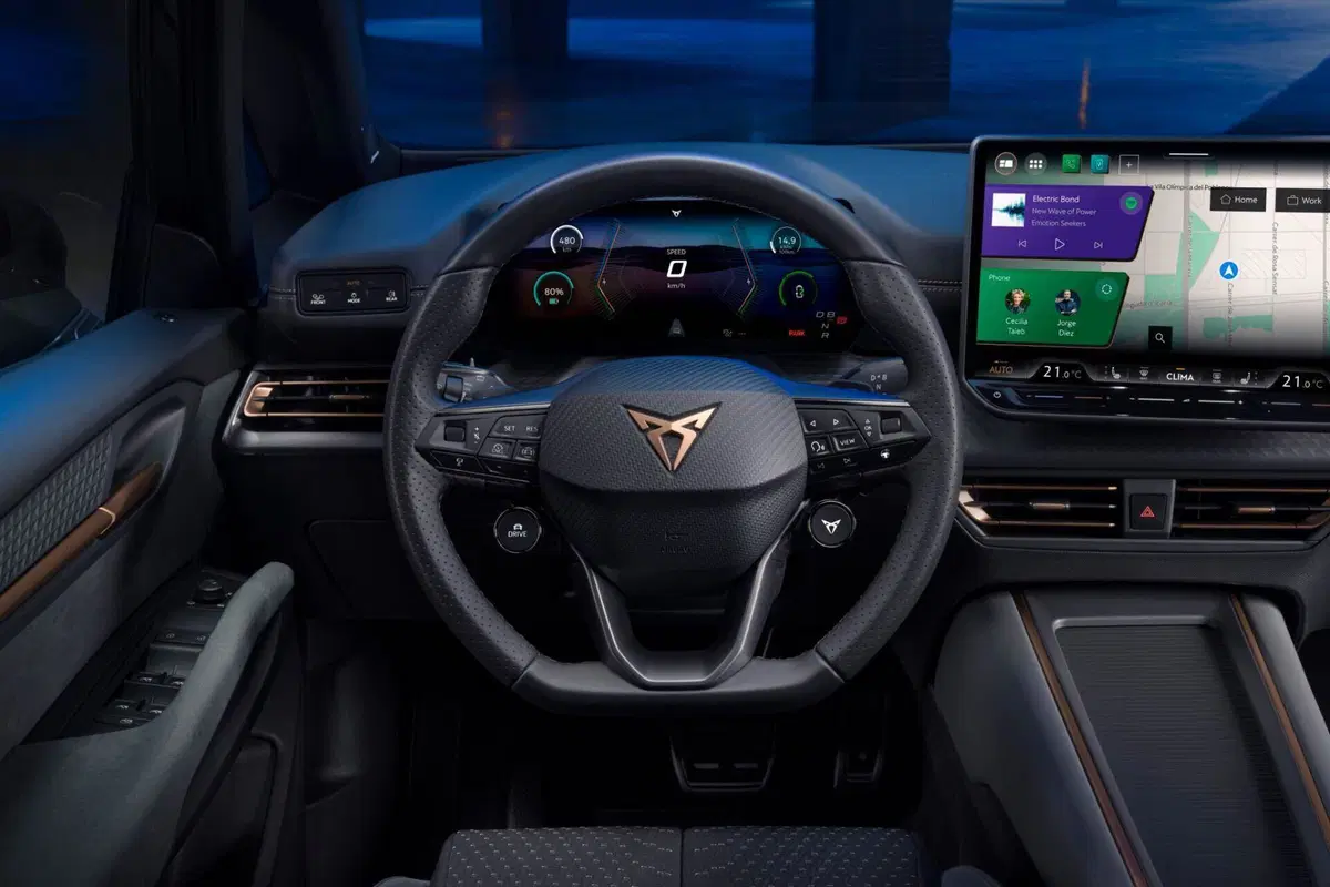 Cupra Born si aggiorna (di sostanza): più potenza, più tecnologia e un’autonomia fino a 600 km