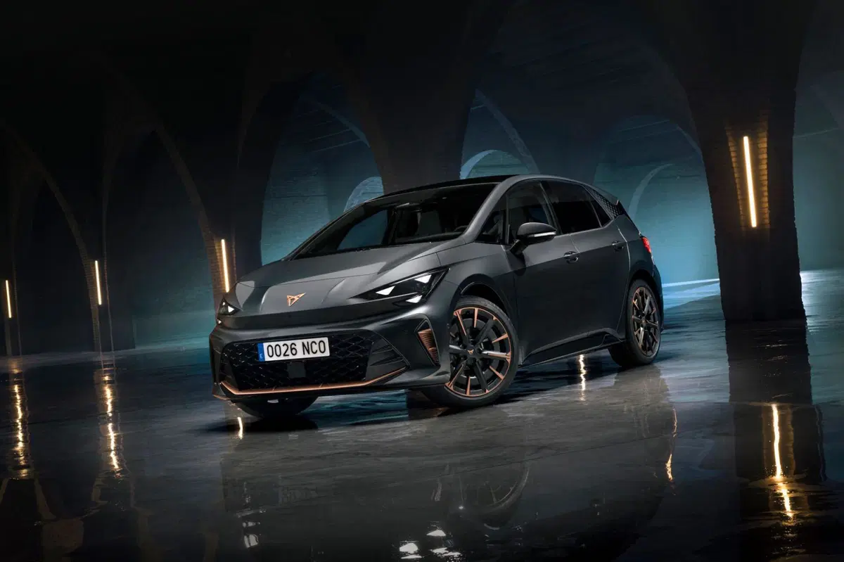 Cupra Born si aggiorna (di sostanza): più potenza, più tecnologia e un’autonomia fino a 600 km (2)