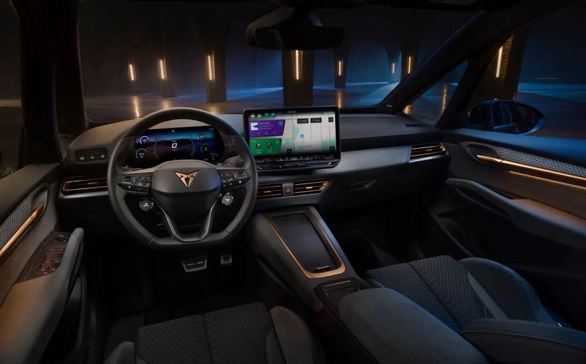 Cupra Born si aggiorna (di sostanza): più potenza, più tecnologia e un’autonomia fino a 600 km (7)