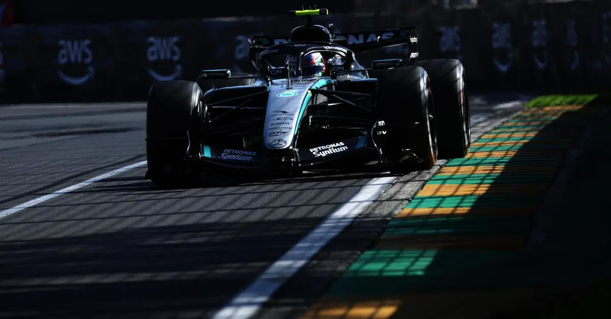 F1. La Mercedes scopre finalmente le carte nel venerd&igrave; di Melbourne, ma la Ferrari c'&egrave;. Disastro Aston Martin