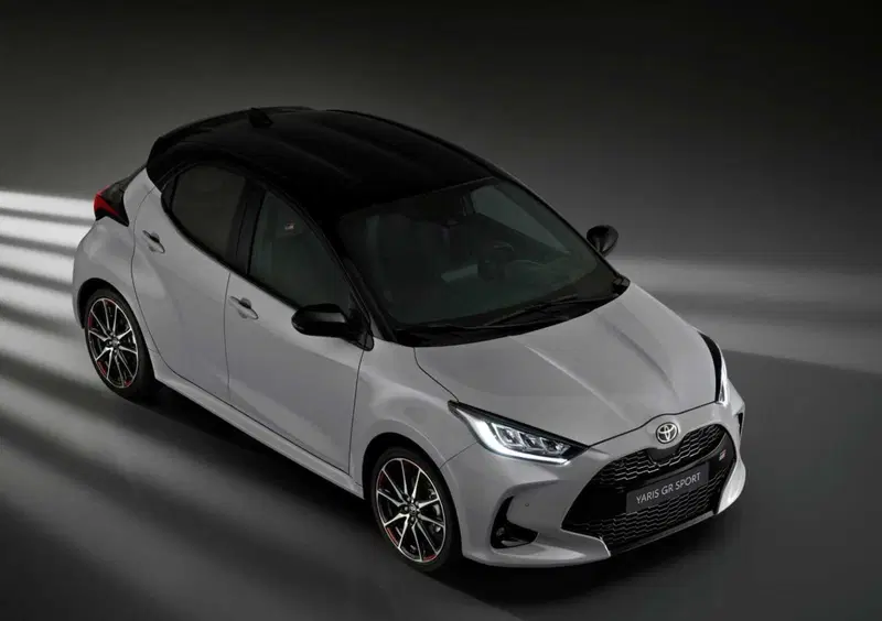 Toyota Yaris GR Sport (6)