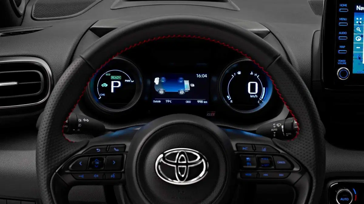 Toyota Yaris GR Sport (11)