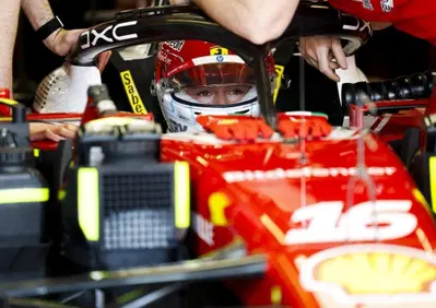 “Sono deluso, otto decimi sono un gap enorme”: la dura ammissione di Leclerc dopo le qualifiche in Australia