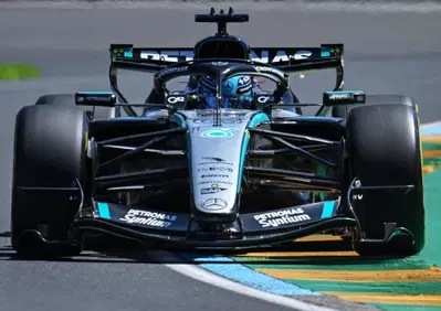 F1. Mercedes, non è solo questione di motore. Ma la Ferrari ha i suoi punti di forza: lo dimostra un artificioso GP d’Australia 2026