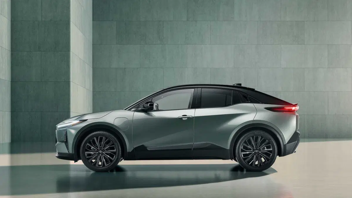 Toyota Toyota C-HR+ (2025-->>) (7)