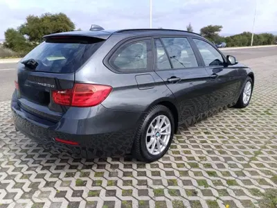 BMW Serie 3 Touring 318d  Business aut. del 2014 usata a Cosenza