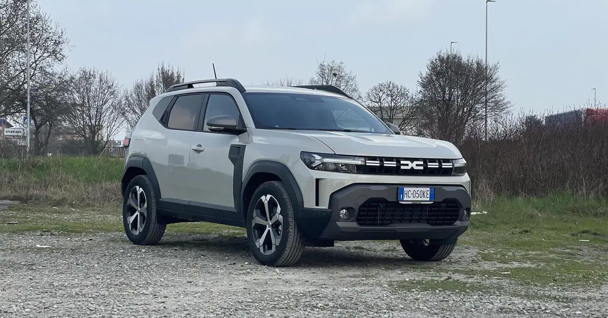 Dacia Duster Hybrid 155: la prova del SUV europeo pi&ugrave; concreto del momento [VIDEO]